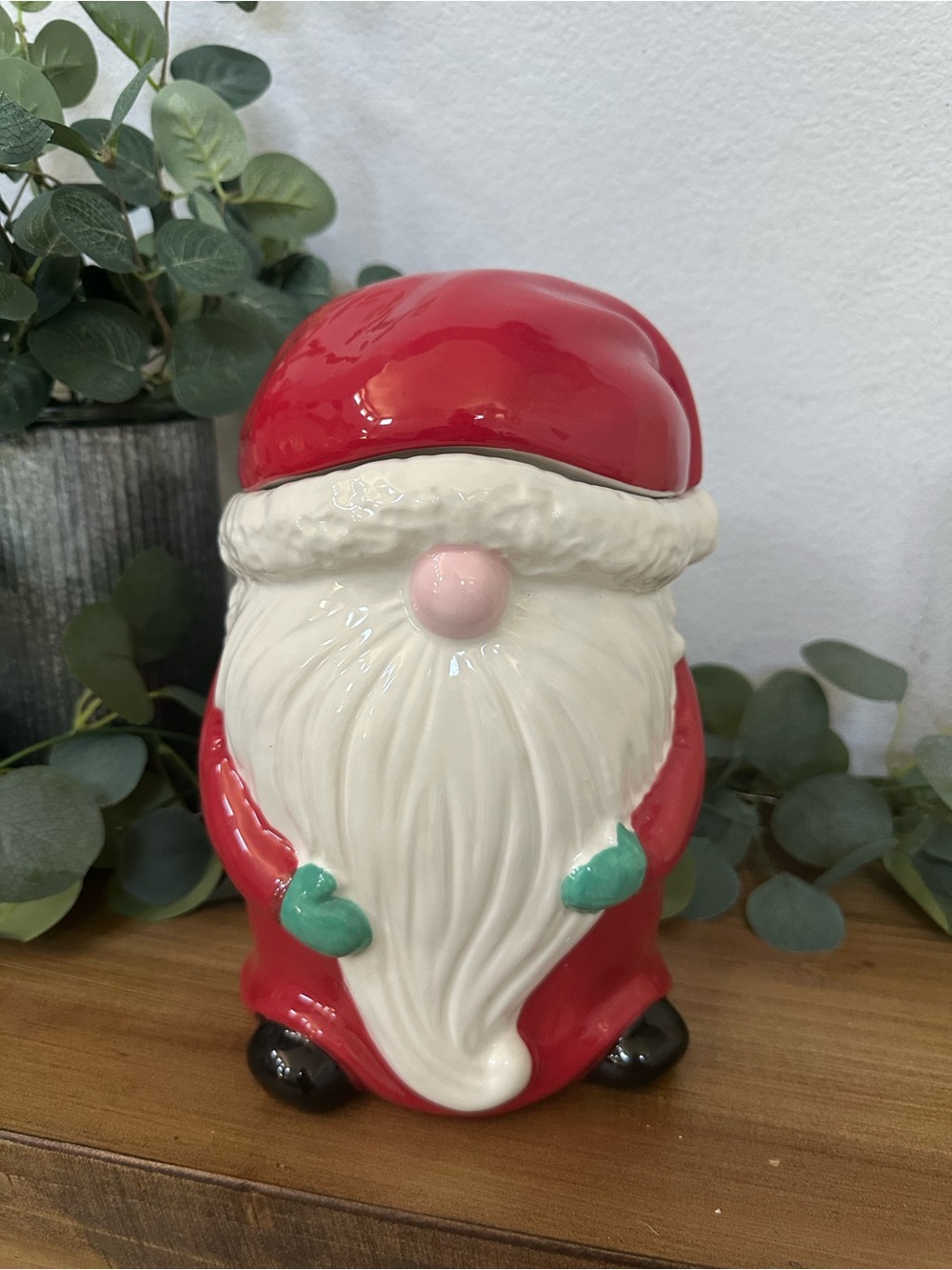 Yankee Candle Santa Gnome Ceramic Cookie Jar Candle Holder